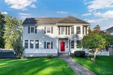 32 Westfield Rd, Amherst, NY 14226