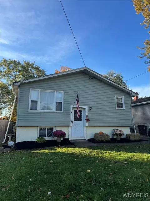 81 State St, Tonawanda, NY 14150