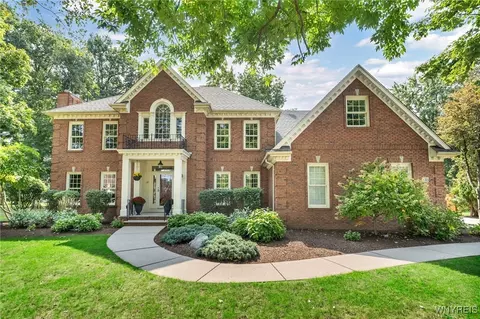 9165 Beech Meadow Ct, Clarence Center, NY 14032