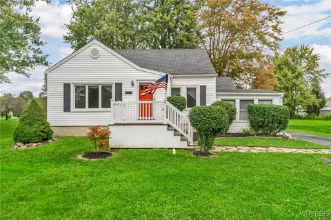 5887 Tonawanda Creek Rd, Pendleton, NY 14094