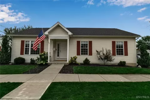286 Pilgrim Rd, Tonawanda, NY 14150