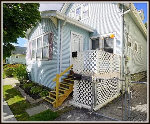 108 David Ave, Cheektowaga, NY 14225