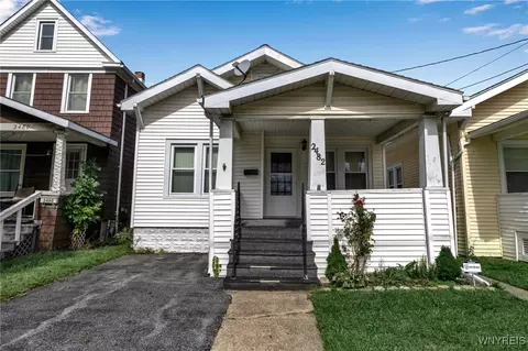 2482 Pierce Ave, Niagara Falls, NY 14301