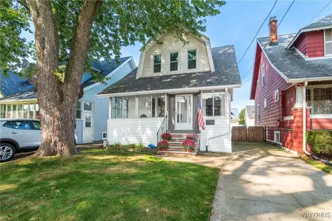 186 Como Ave, Buffalo, NY 14220