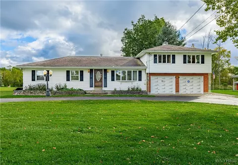 3481 Porter Center Rd, Porter, NY 14131