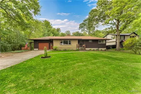 592 Baseline Rd, Grand Island, NY 14072