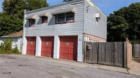 21 Wisconsin Pl, Buffalo, NY 14211