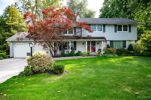 4025 Susan Dr W, Buffalo, NY 14221