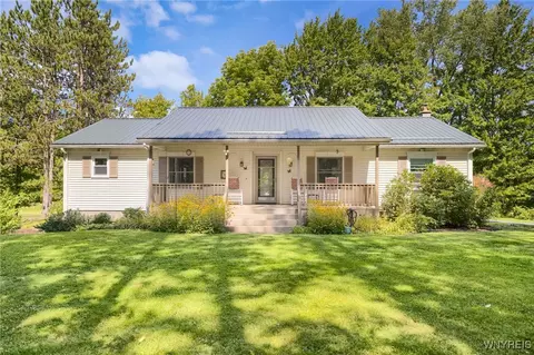 929 Friedman Rd, Bennington, NY 14011