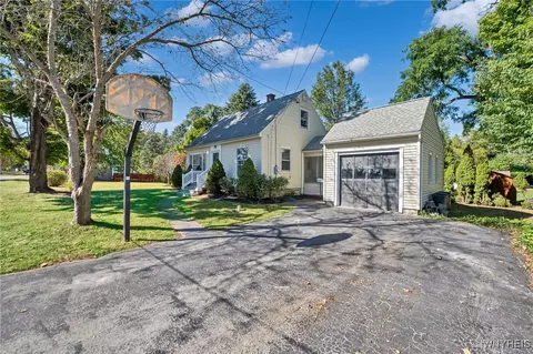 2 Pleasant Ave, Evans, NY 14006 photo 3