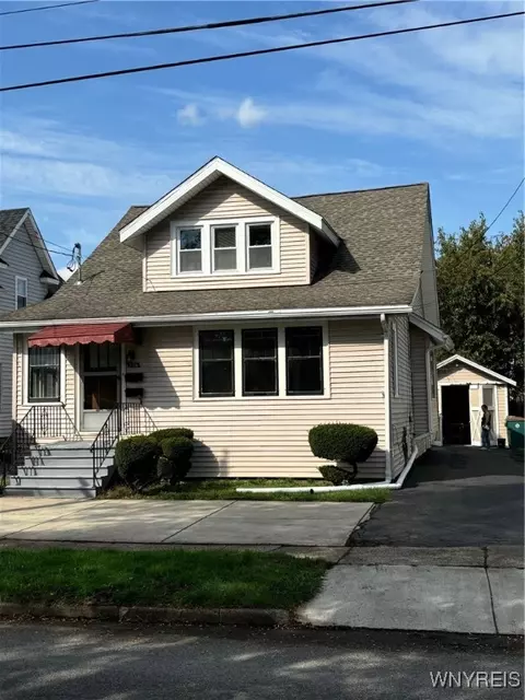306 Shartle Pl, North Tonawanda, NY 14120
