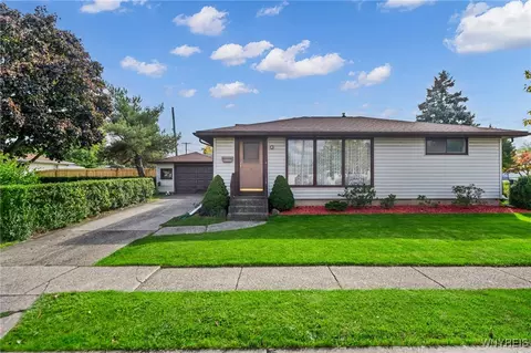 45 Drew Pl, Tonawanda, NY 14150