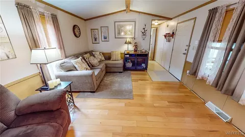 874 Thomas Ln, Evans, NY 14006 photo 10