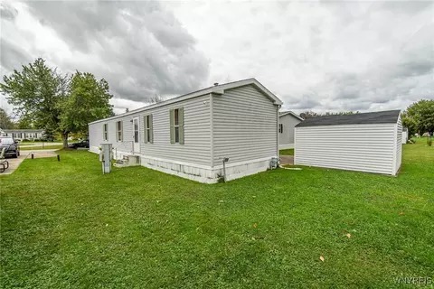 874 Thomas Ln, Evans, NY 14006 photo 33