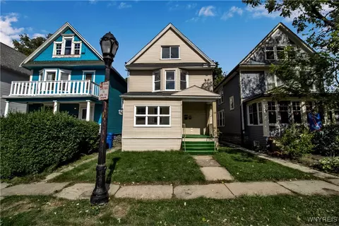 19 Orchard Pl, Buffalo, NY 14214