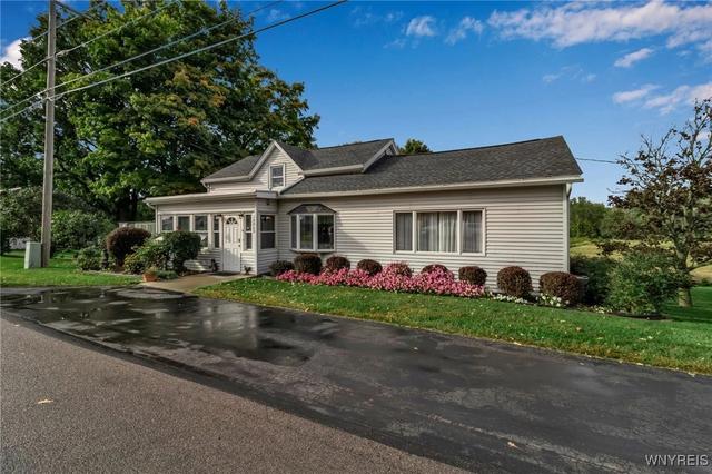 10869 Ridge Rd, Ridgeway, NY 14103 | 43 Photos - Movoto
