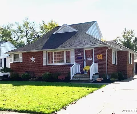 150 Walter Ave, Tonawanda, NY 14150