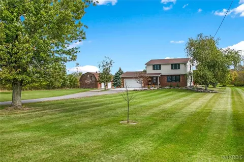 4535 Baer Rd, Cambria, NY 14131