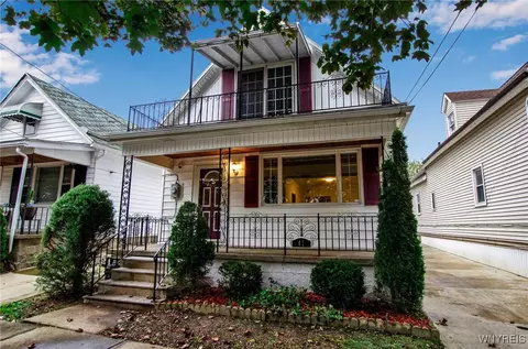 41 Schiller St, Buffalo, NY 14206