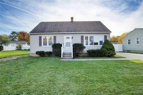 54 Mosher Dr, Tonawanda, NY 14150