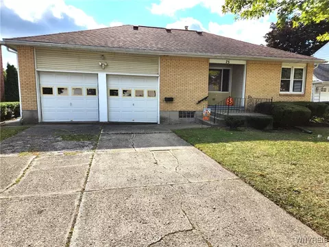 75 Glencove Rd, Buffalo, NY 14223