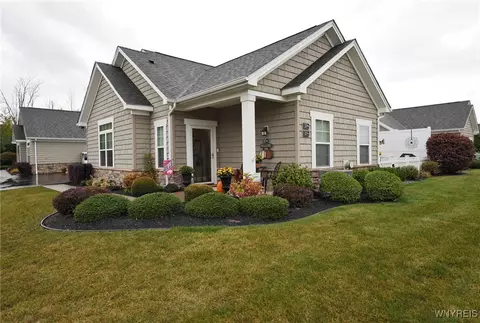 5665 Southwestern Blvd #37A, Hamburg, NY 14075