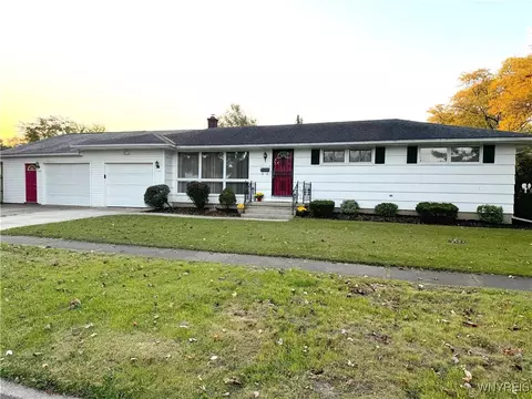 691 Treichler St, North Tonawanda, NY 14120