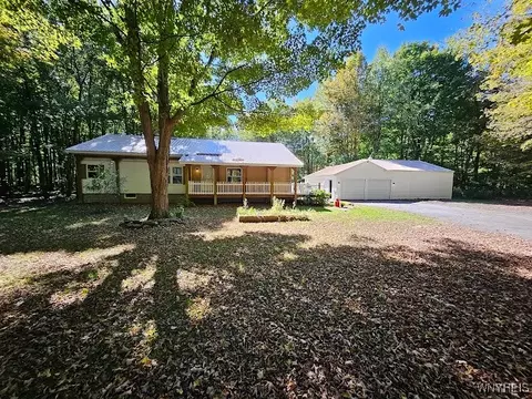 537 County Route 85, Granby, NY 13069