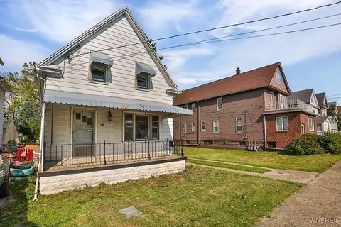 94 Kirby Ave, Lackawanna, NY 14218