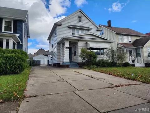 591 Eggert Rd, Buffalo, NY 14215