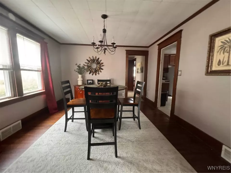  74 Ridgewood Rd, Buffalo, NY 14220 photo 6