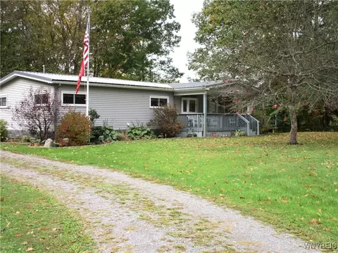 10399 Ballard Rd, Fillmore, NY 14735