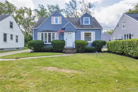 206 Wrexham Ct N, Tonawanda, NY 14150