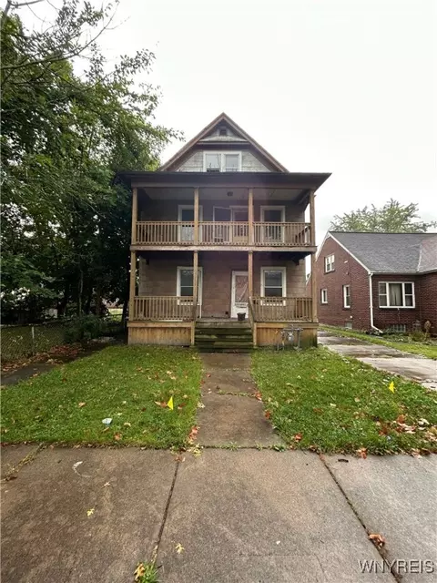 2323 Orleans Ave, Niagara Falls, NY 14303