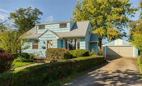 359 Wrexham Ct N, Tonawanda, NY 14150