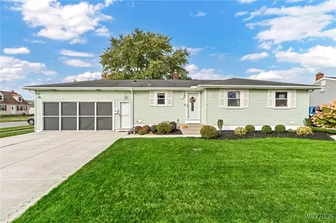 34 Patton Ln, Cheektowaga, NY 14225