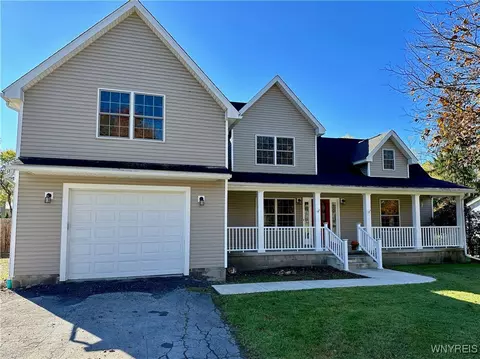 11803 Bullis Rd, Marilla, NY 14102