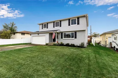 58 Delphi Dr, Cheektowaga, NY 14227