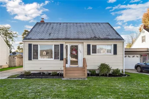 105 Westbrook Dr, Cheektowaga, NY 14225