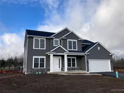 5668 Dorothy Cir, Clarence, NY 14032