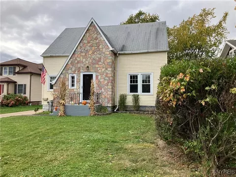 78 Evelyn Ave, West Seneca, NY 14224