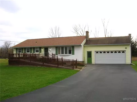7970 Fletcher Rd, Newstead, NY 14001