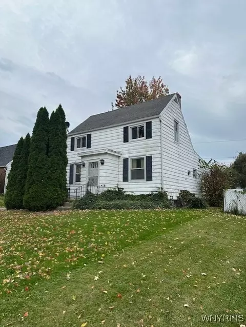 126 Leonard Post Dr, Buffalo, NY 14211