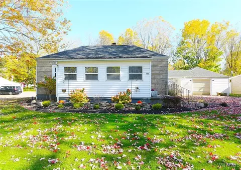 482 Harris Hill Rd, Lancaster, NY 14086