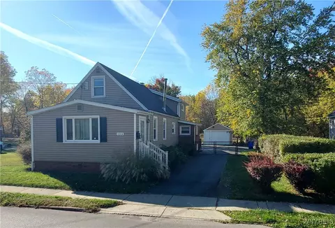 123 Martin Ave, Blasdell, NY 14219