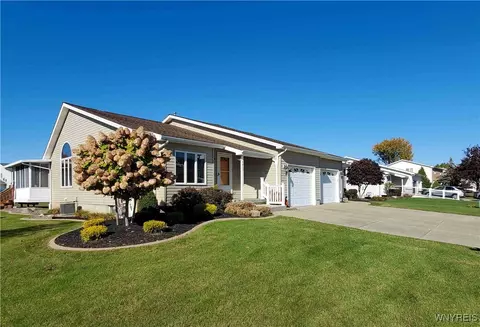 4803 E Highland Pkwy, Buffalo, NY 14219
