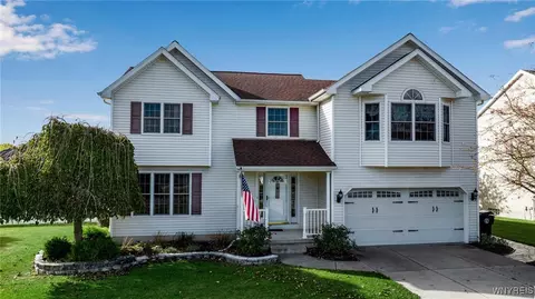 234 Nathans Trl, Lancaster, NY 14086