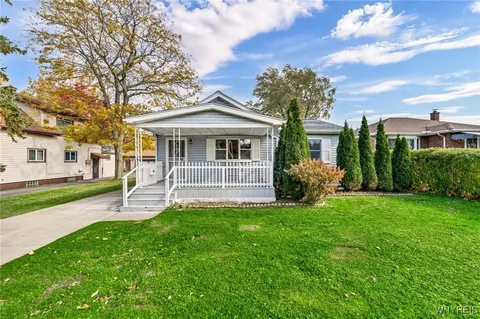 15 Toelsin Rd, Cheektowaga, NY 14225