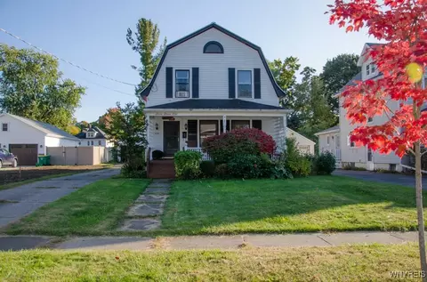 246 Maple Ave, Hamburg, NY 14075