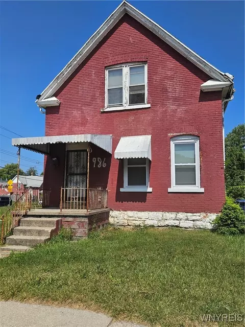 986 E Ferry St, Buffalo, NY 14211